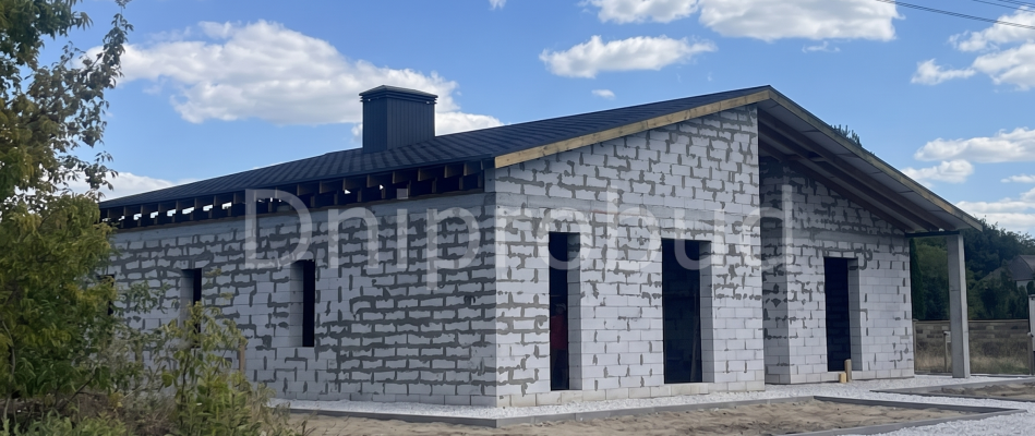 Одноповерховий будинок за індивідуальним проєктом в Одінковці