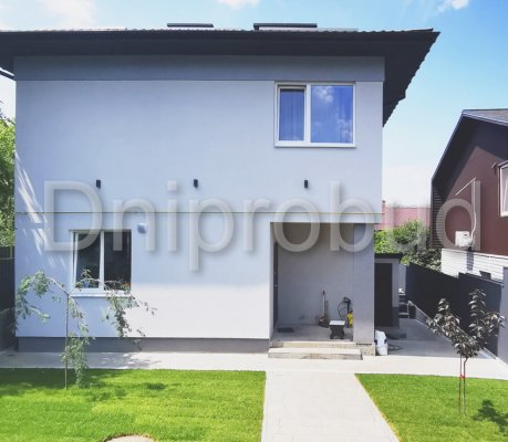 Двухэтажный дом с подвалом на пр. Поля (Кулагина)