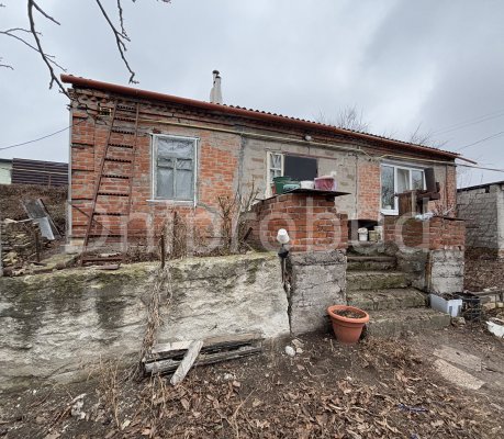 Реконструкція житлового будинку на вул. Попаснянській