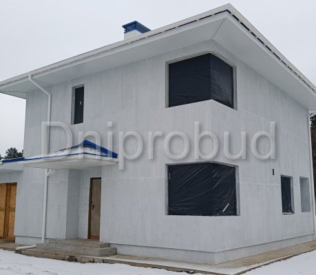 Двоповерховий будинок за у с. Курилівка