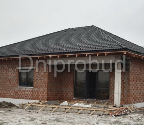 Небольшой коттедж в классическом стиле в с. Осещина (Межречье 1)