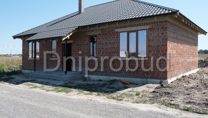 Коттедж с тремя спальнями в с. Осещина (Межречье 3)