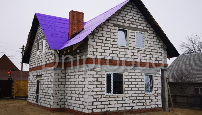 Функциональный коттедж в г. Каменское (ул. Леси Украинки)